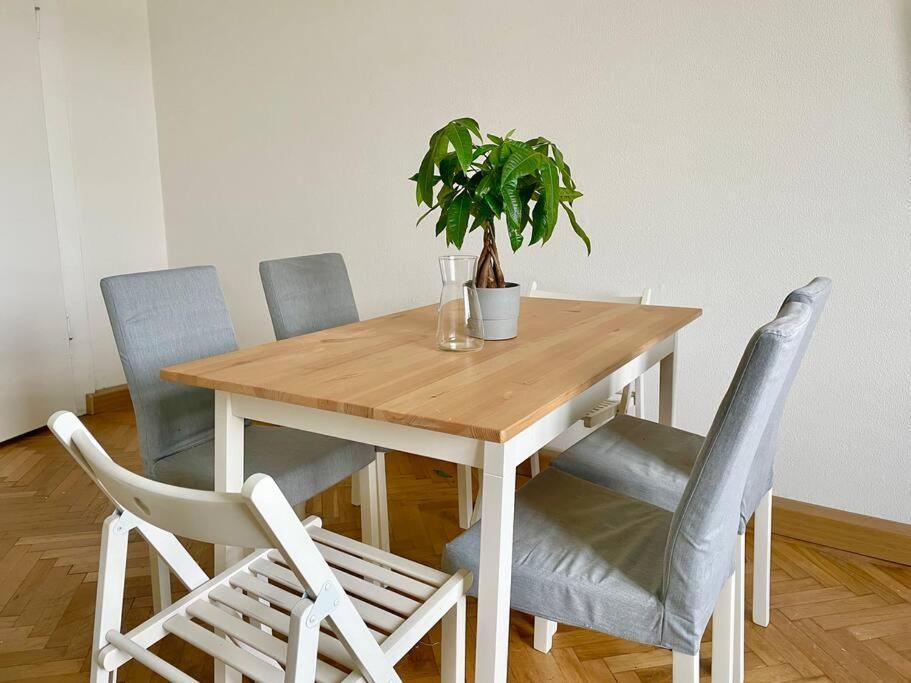 55M2 Stylish Apartment With Netflix - 15 Min To Center Відень Екстер'єр фото
